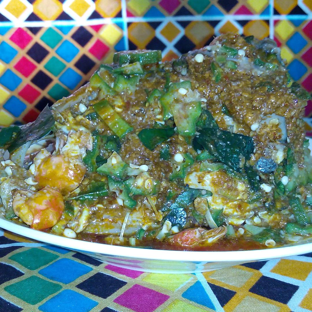 Queenieez R&B tweet media