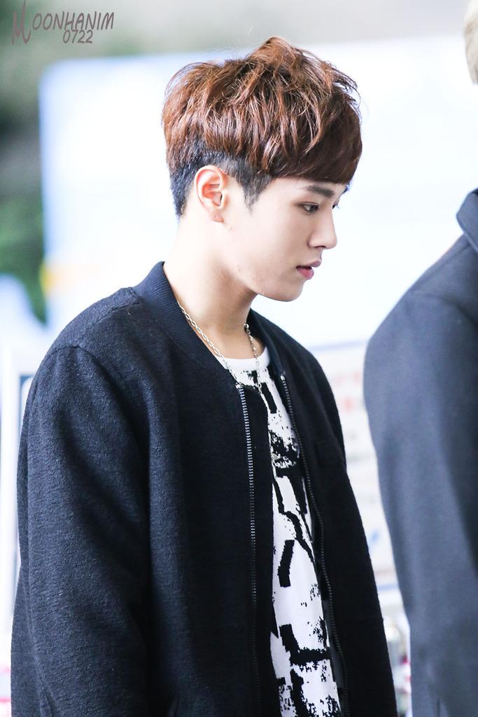 UNIQ5BR2's tweet photo. [HQ] 11.10.15: #Wenhan no aeroporto de Gimpo ✈️ #UNIQ

|cr:MoonHaNim| http://t.co/Ke5SckrN8V