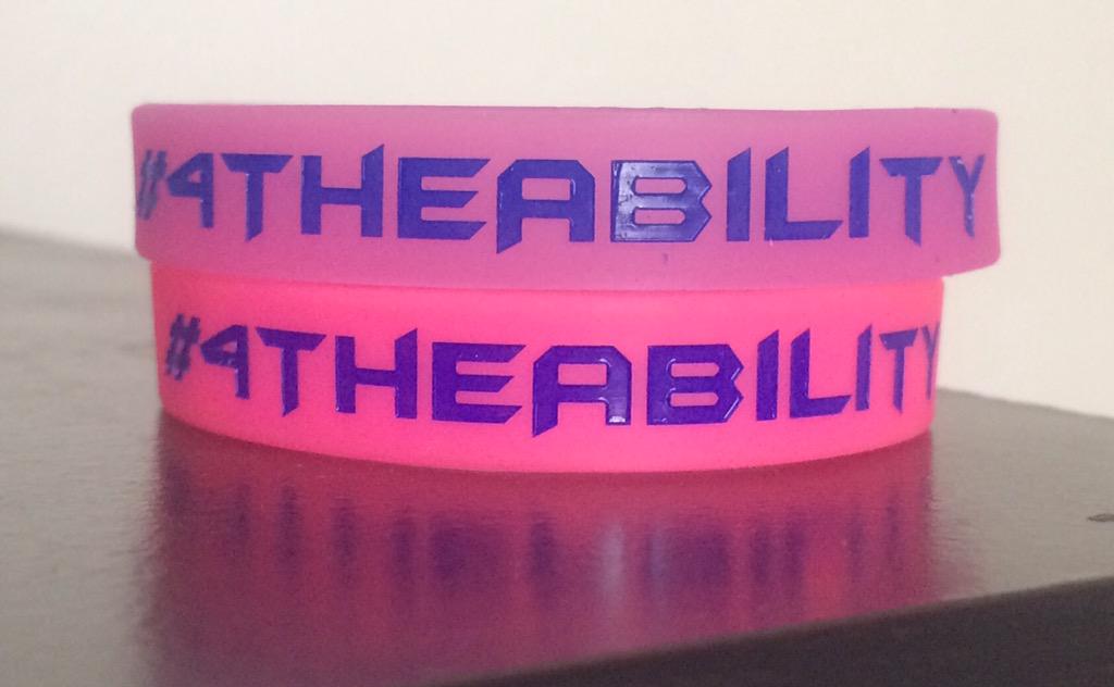 TimberlineWolv1's tweet image. Get your band for the pink out this week!