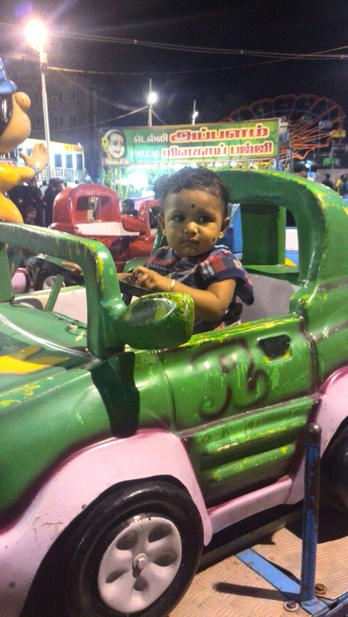 shashwathdinraj's tweet image. Its chill to ride on car...