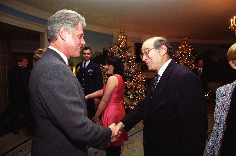 WickedTwee's tweet image. Here Is the Only Known Photo of Hillary Clinto... bit.ly/1jXgN5g #WickedStuff | twibble.io