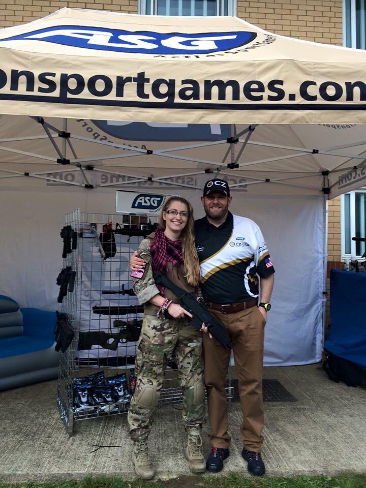 UKTeamASG's tweet photo. Had a great time at Midlands Airsoft Fair. Always a pleasure catching up with Femme Fatale. http://t.co/Mn4sYwxRBR