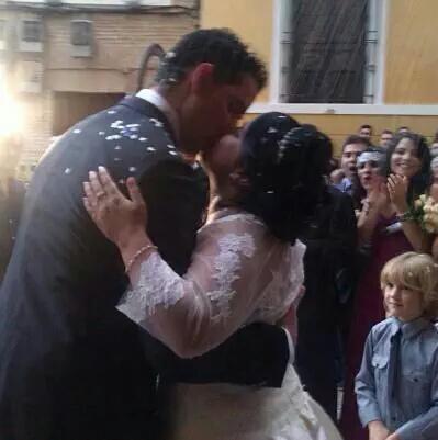 JBuendia_enc's tweet photo. Hoy hace un año del día más feliz de mi vida!! Feliz aniversario @majeslo_!! 😘😘 http://t.co/CpiteMwiiu