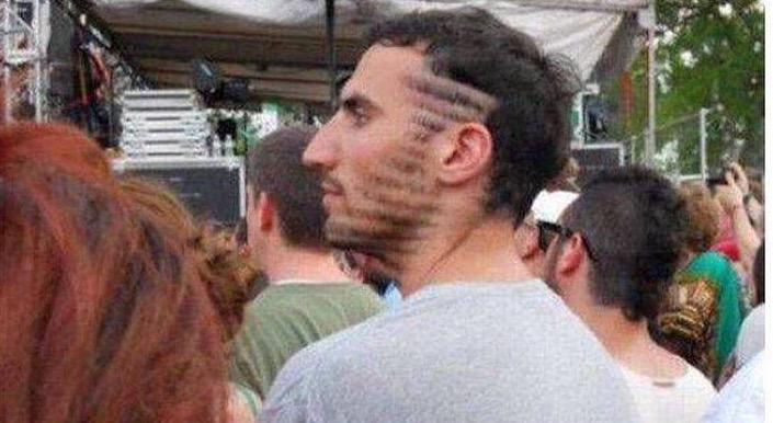 theoprs's tweet photo. Barbier : J'te fais quoi gros ?
- T'as déjà mangé un panini?
Barbier : Ne m'en dis pas plus j'te fais ça gros. http://t.co/WuUOkifeQk