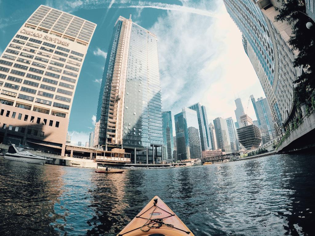 GoPro's tweet image. Photo of the Day! @alexanderjnight takes his own tour of downtown Chicago. #GoPro #Kayak