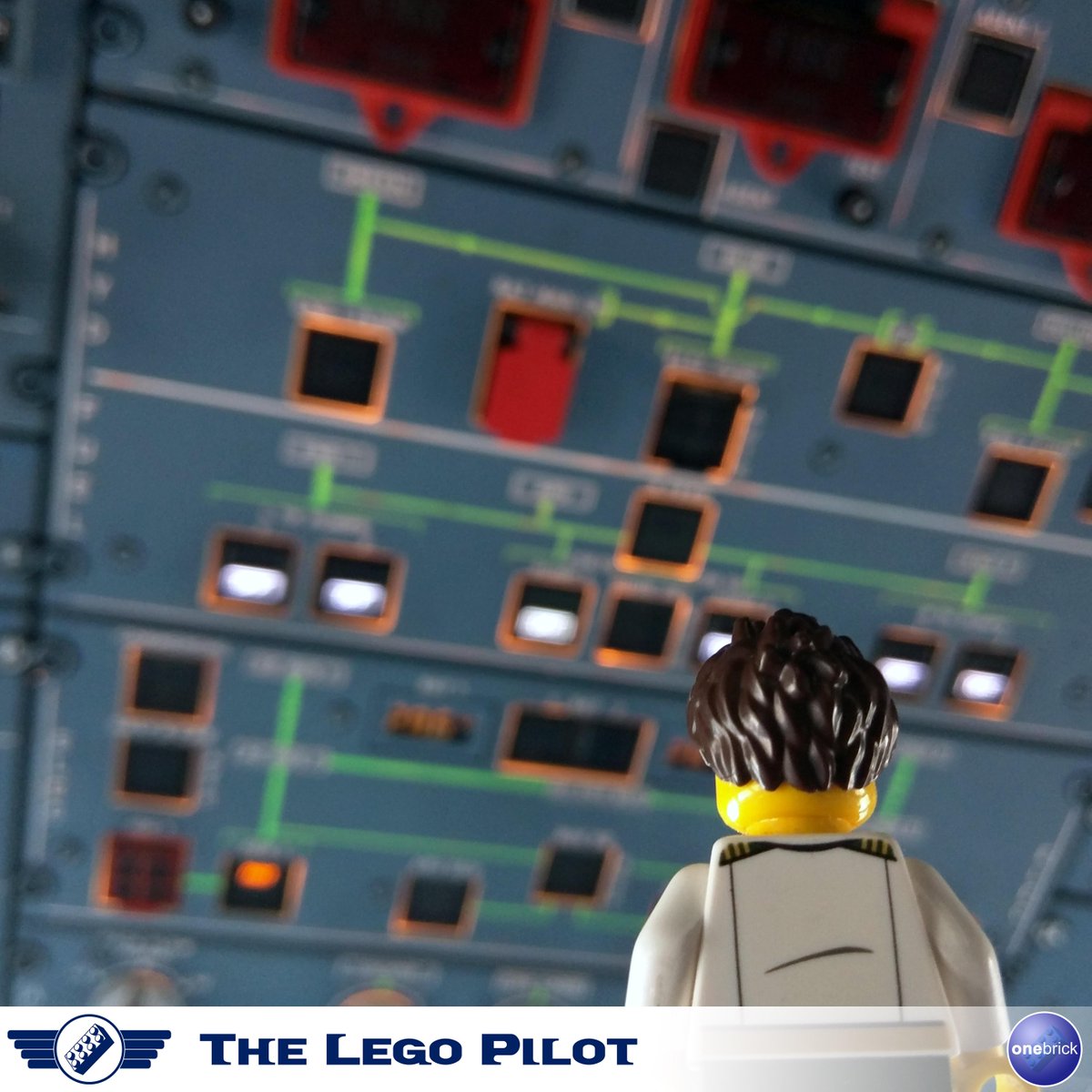 theLegoPilot's tweet photo. Shutting down for the day. Switching various buttons off #buttonpressing #flightdeck #airbus #pilot #LEGO #AFOL http://t.co/GjhKiHKdsc