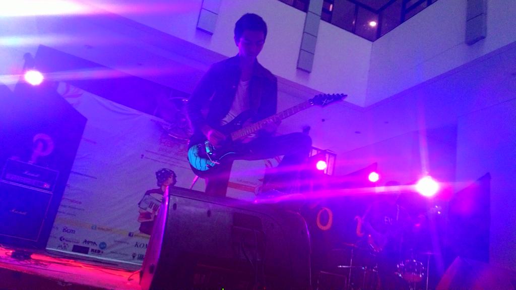 SoundHolder tweet media