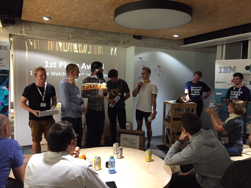 trecks's tweet image. Overall Winner of #futurehacks #madrid #iot is #moccamood #IBMbluemix #area31