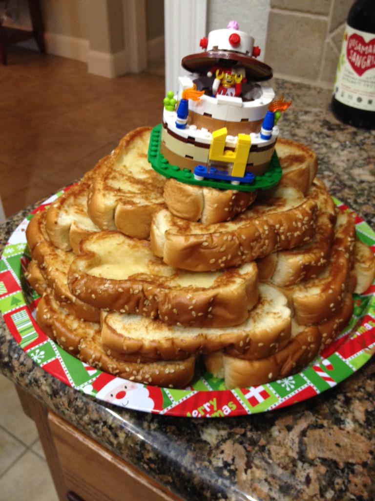 Maria Karins tweet media