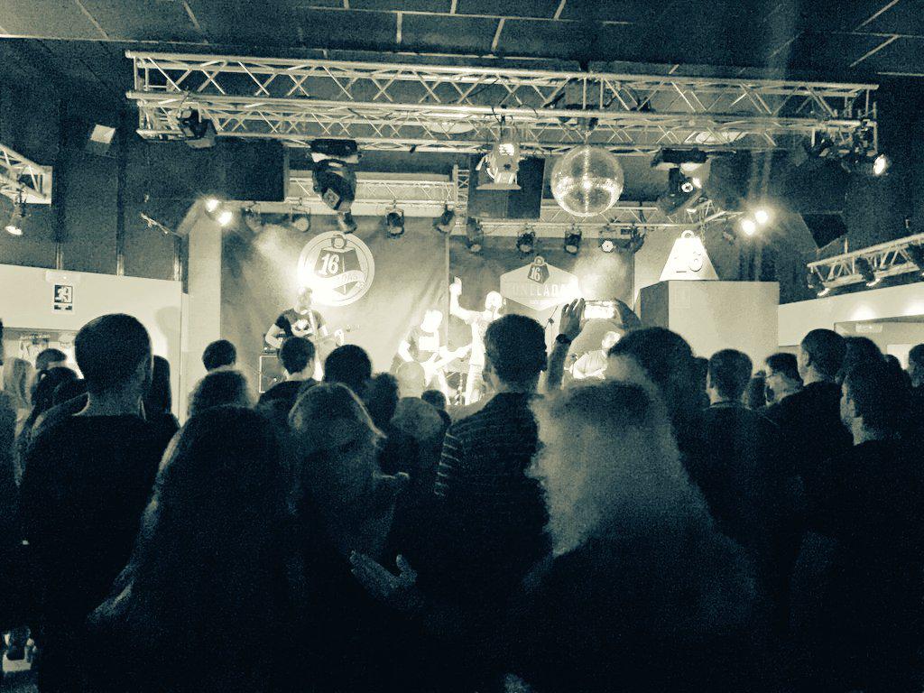 Muchas gracias a todos! Nos vemos en breve!!! [Fotos concierto 8/10 sala <a href="/16_Toneladas/">16 Toneladas</a> ]