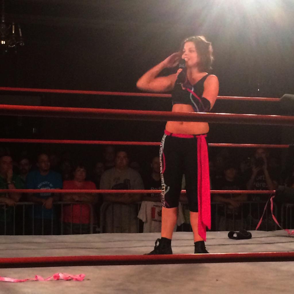 Reiderreiter77's tweet photo. Goodbye Portia Perez. #AAWSHIM #SHIM10th http://t.co/IKKjGU7omg