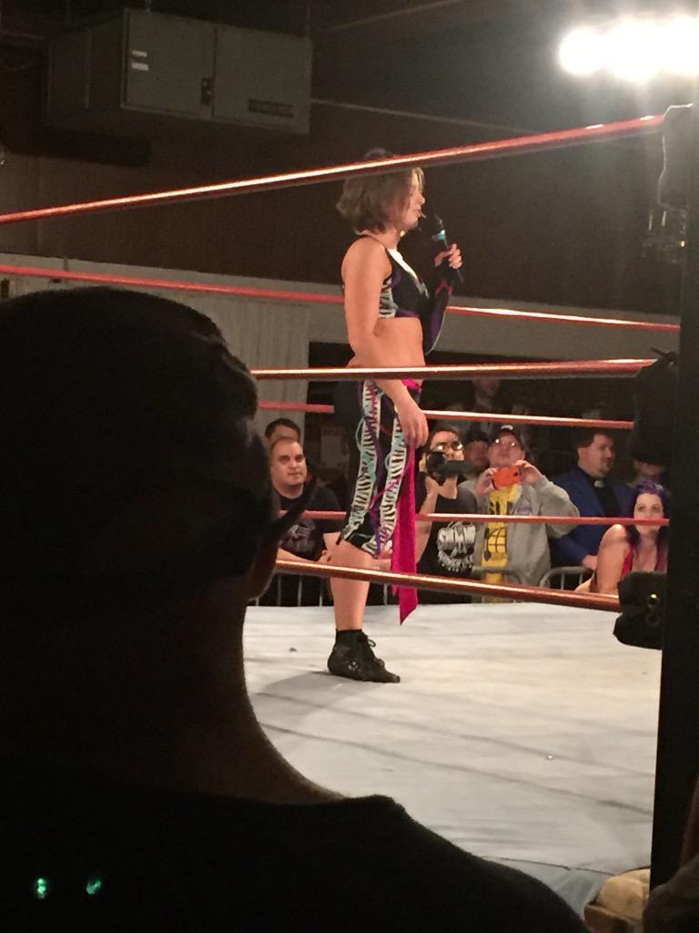 FearlessRiOT's tweet photo. Portia got the mic! #SHIMMER79 http://t.co/E1cm3xwG9t