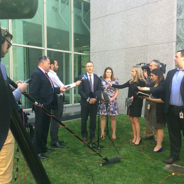 RichardDiNatale's tweet image. Congrats to drs standing up to govt's cruel refugee policy. They're doing what the gov has failed to do- protect kids