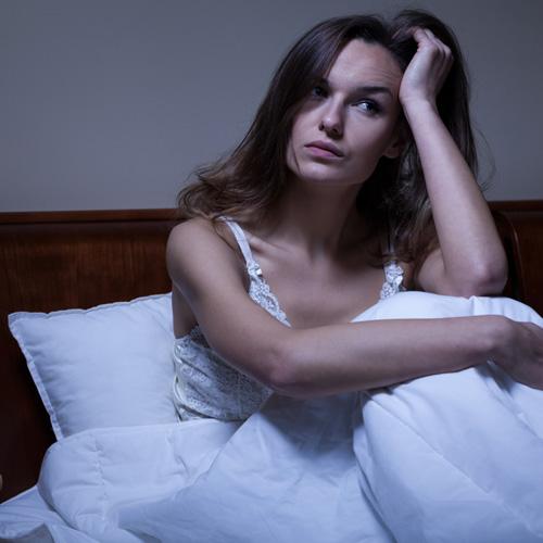 WomensHealthMag's tweet photo. 7 sleep experts share what they do when they can't doze off: http://t.co/3BIPVT2808 http://t.co/6ZcuSfPahF