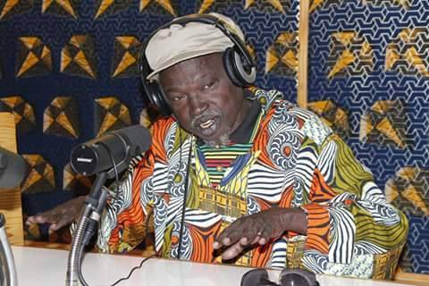 MaawGee's tweet photo. R.I.P DAD
Mun Nga Jogeh C Bort Yii
But Dor Musa Jogeh Sii Horl Yii
Rest In Peace Legend http://t.co/60pdHRtp96