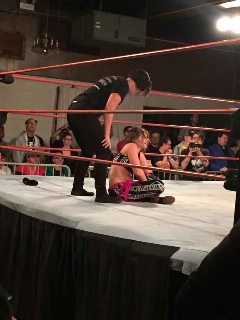 FearlessRiOT's tweet photo. Portia: "This is awkward; you know that, right?" #SHIMMER79 http://t.co/6BxDQCLT4v