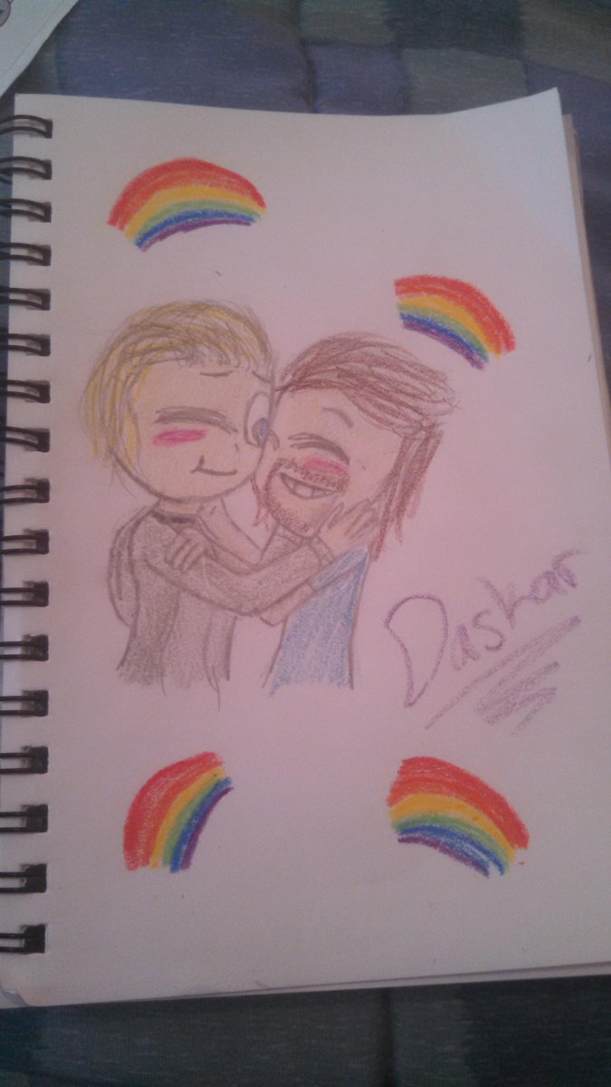 lpscupcake123's tweet photo. This for Daskar for being the cutest couple ever http://t.co/rlgHPSqzMh