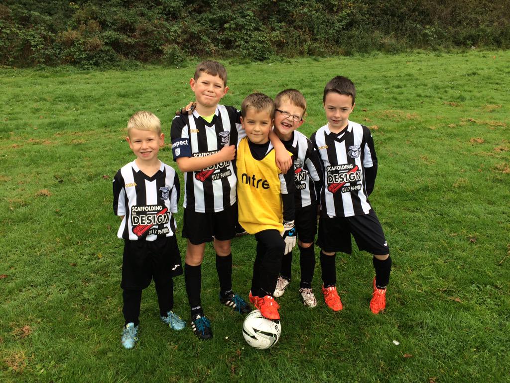 Imperialfc1961's tweet photo. @ImperialJfc Imperial JFC U8's #RespectSYSO #SYSO http://t.co/6BiK617fjv
