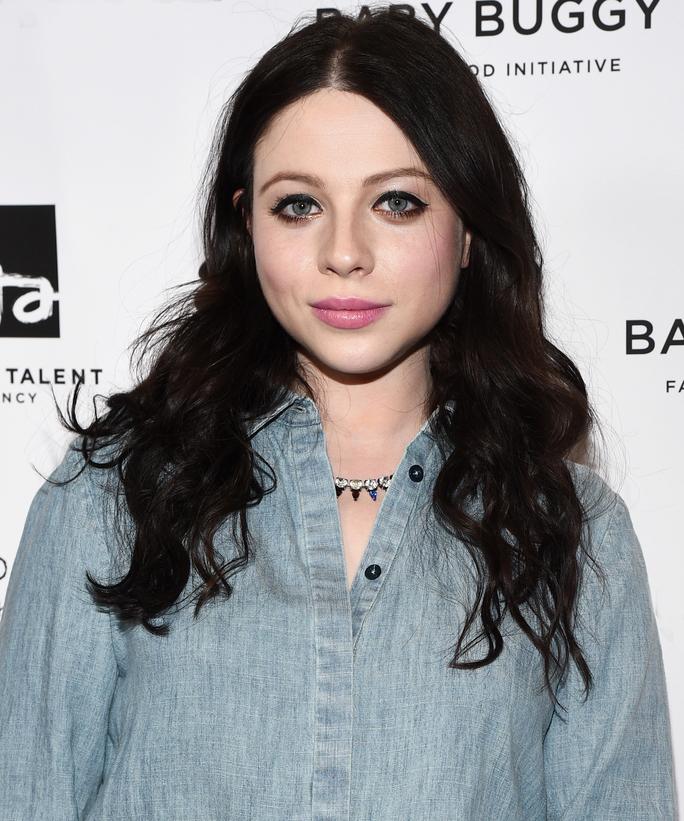 Happy birthday to Michelle Trachtenberg! See her best selfies:  