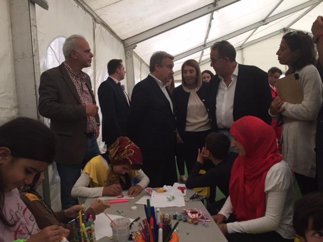 UNHCRGreece's tweet photo. Earlier today, High Commissioner Guterres visited refugee families in Elaionas reception facility in #Athens http://t.co/4F2mKvjqkg
