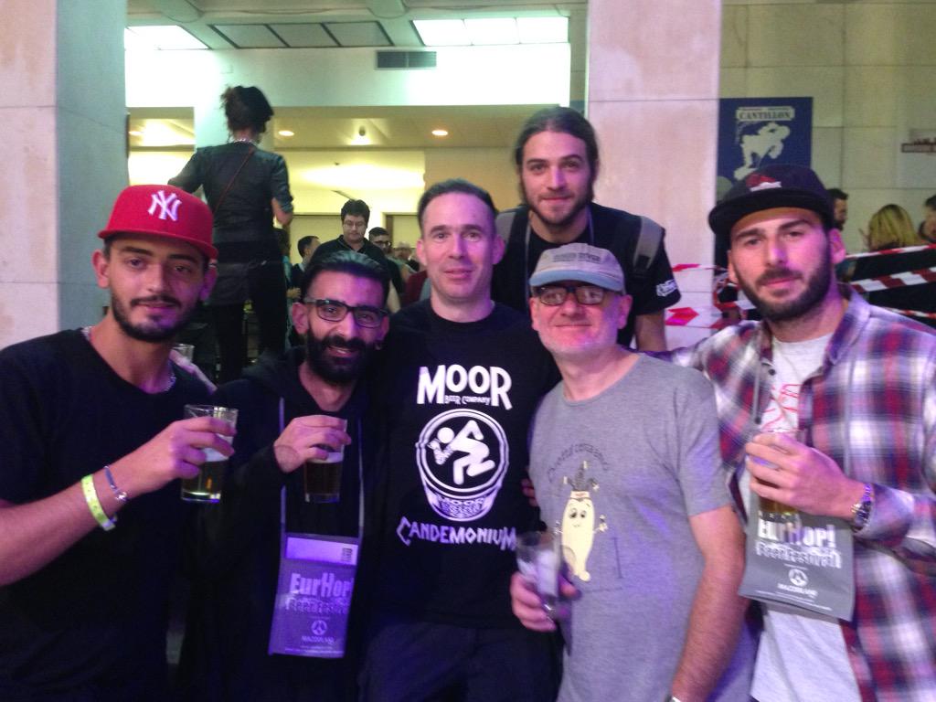 superbum14's tweet photo. SUPERBUM in trasferta #moor #loverbeer #superbum #bevisuperbum http://t.co/b9q4GIPMKu