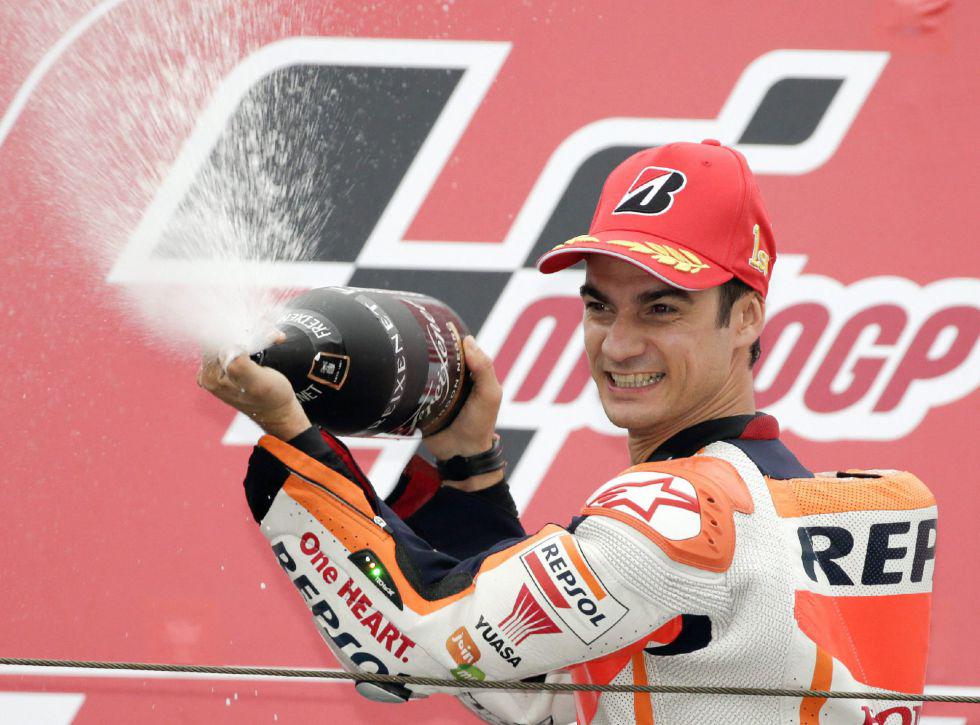 21_DaniSalguero's tweet photo. Orgulloso de ti @26_DaniPedrosa.50 victorias y las que quedan,Un verdadero ejemplo a seguir.TITANIUM.#Siempre26 http://t.co/ocJ0KT6ek3