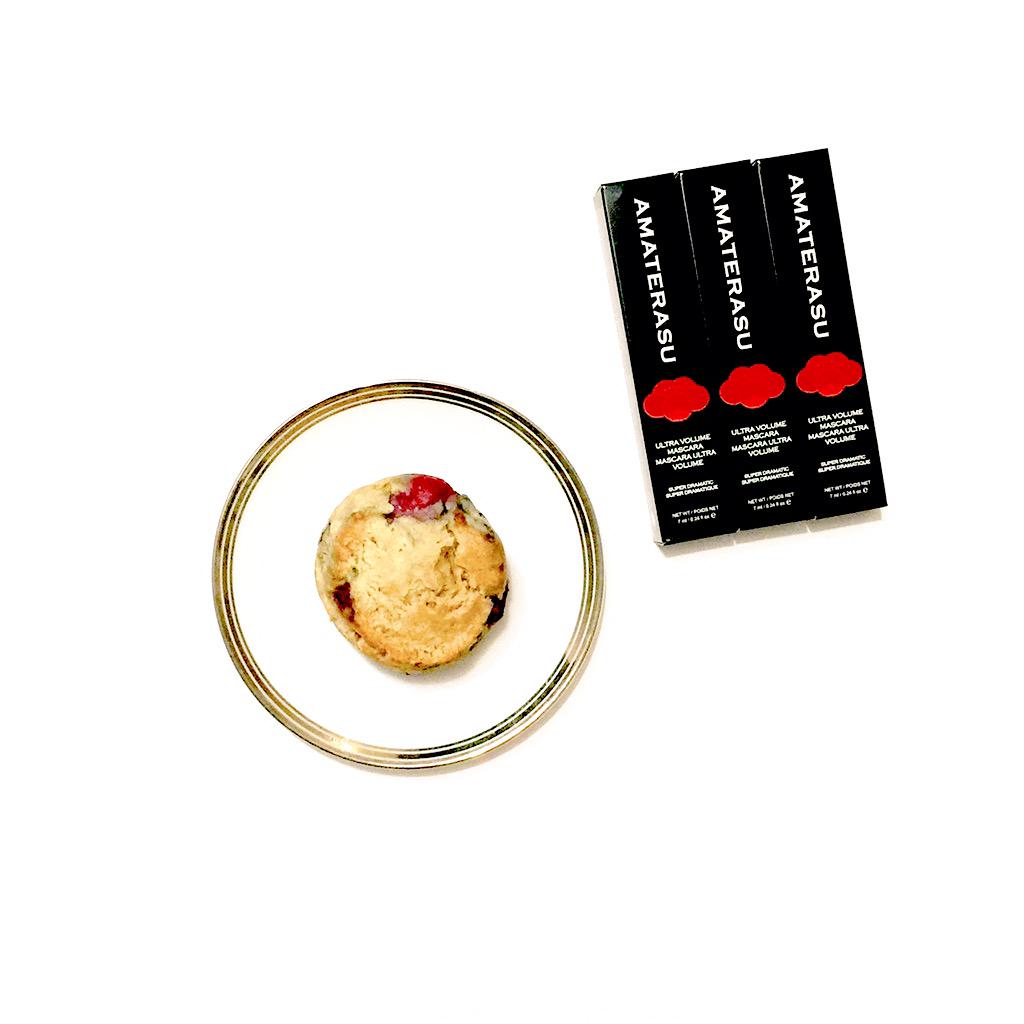 AmaterasuBeauty's tweet photo. Happy Thanksgiving Canada! #grateful #thankful #family #friends #vancouver #kamloops #calgary #edmonton #toronto http://t.co/d5SZh4SCWV