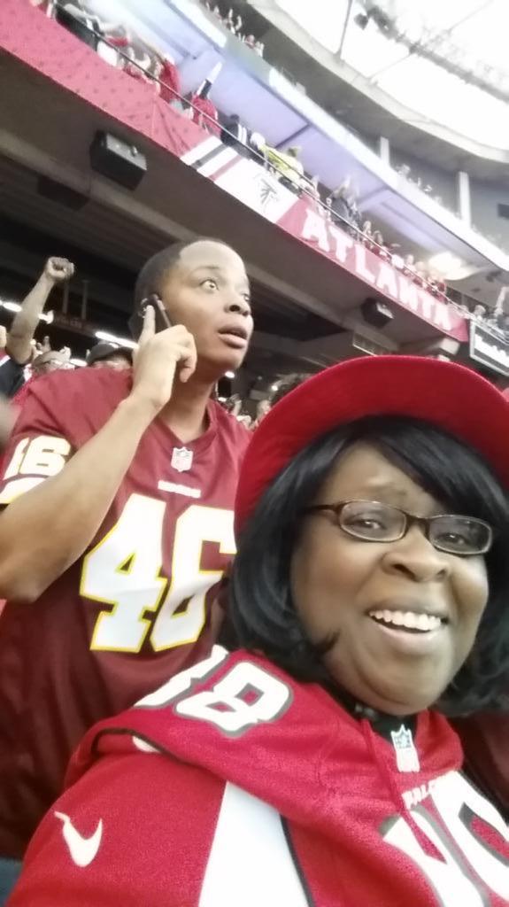 ctbangnbeezy's tweet image. @Redskins 😂😂😂 @KirkCousins8 ain't our cousin, @rockorocky is his daddy, you his son, so you my nephew💯 #UncleRyan