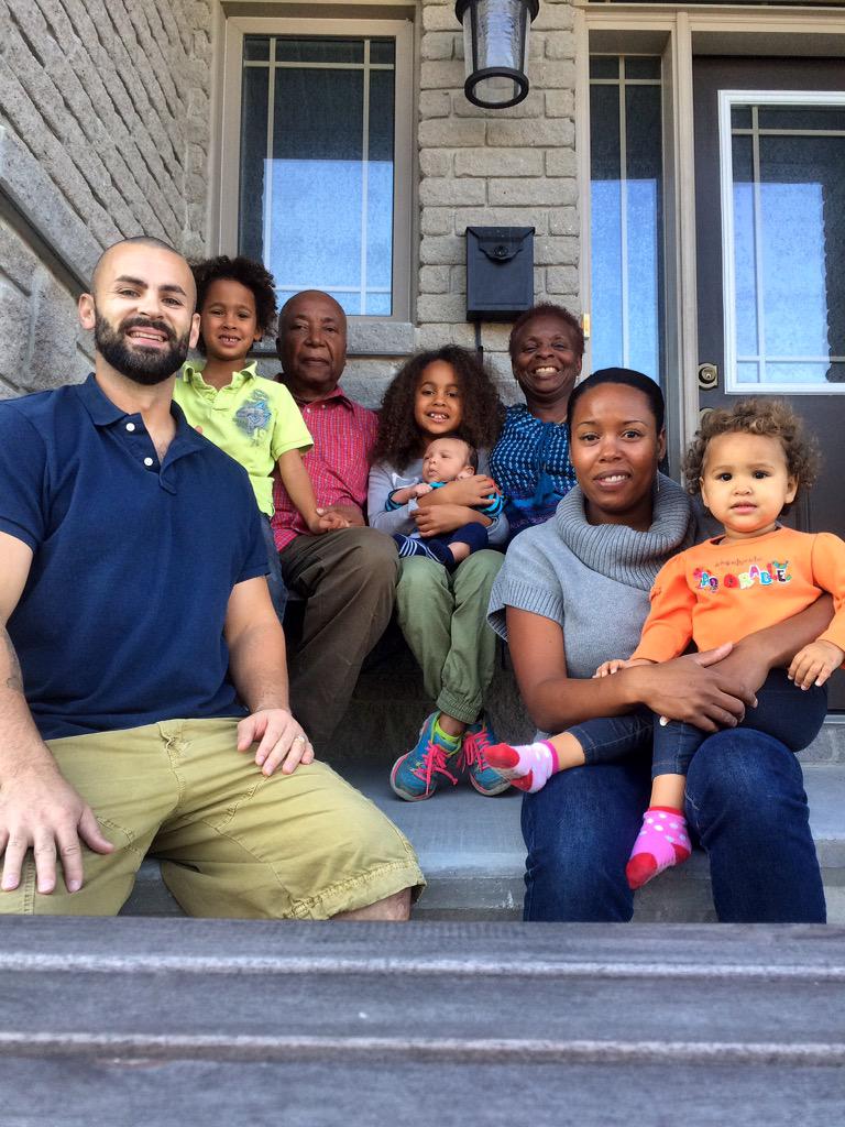 EliteCoach16's tweet photo. #Thankful
🙏
#HappyThanksgiving #Family #FourBabies #Parenthood #Grandparents #InLaws #Blessed http://t.co/jhzJ6nB46I
