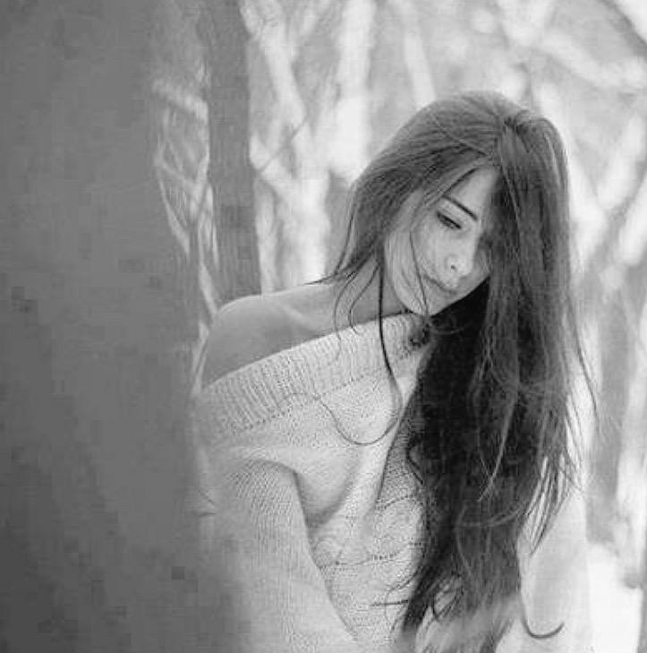 love_7rf's tweet photo. ومَآزلت جالسة ..علىّ حآفة آلإَنتظار...
أنتظر خبَراً يأتي مغلفاً برائحـــة آلفرَحه..... http://t.co/6txNdaOp9q