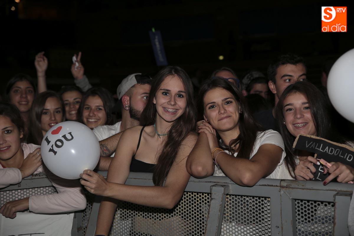 SArtvALDIA's tweet photo. EL PÚBLICO SALMANTINO SE ENTREGA A @MelendiOficial 
http://t.co/WLebdf2R1m http://t.co/uluQEc0two