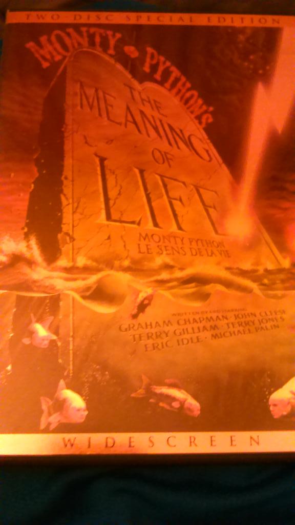 paulychan's tweet image. Don't own a copy of this, so selected it as my prize #MeaningOfLife #2Disc #TufnellParkFilmClubQuiz