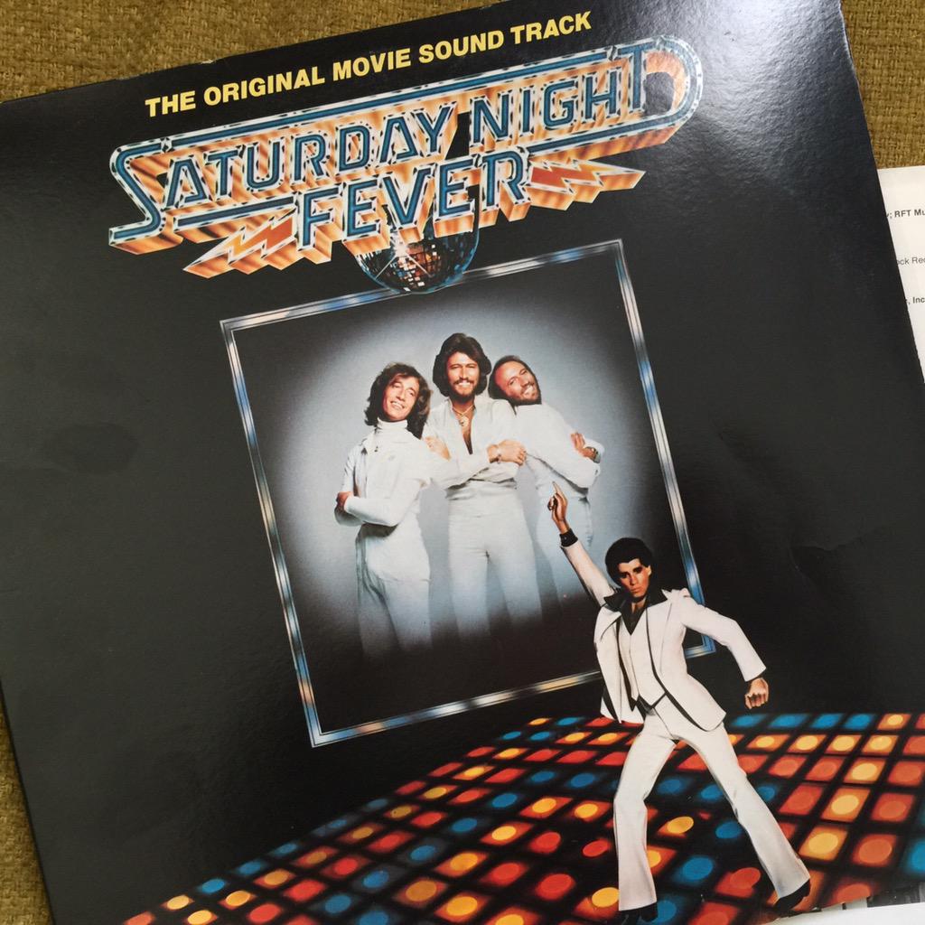 stacynewgent's tweet photo. Finally this party is getting started #saturdaynightfeveronsunday http://t.co/K65iV57aBg
