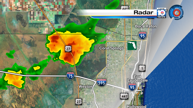 Showers moving through north Broward. @TrentAricTV has your forecast coming up at 6pm on Local 10. http://t.co/ABOAAPb0oj
