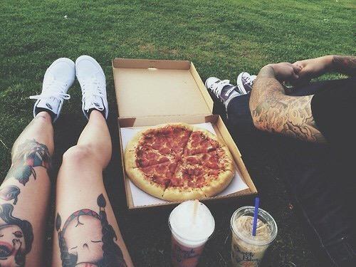pizzaminati's tweet photo. this could be us but i'm the pizza http://t.co/sOzte5r4Mv