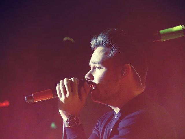 dmsomeonecool's tweet photo. RT for a solo dm with Liam :)
mbf + rt the links in our bio

Picking 2
#OTRABirmingham2
#EMABiggestFans1D http://t.co/ddIwWfWTrK