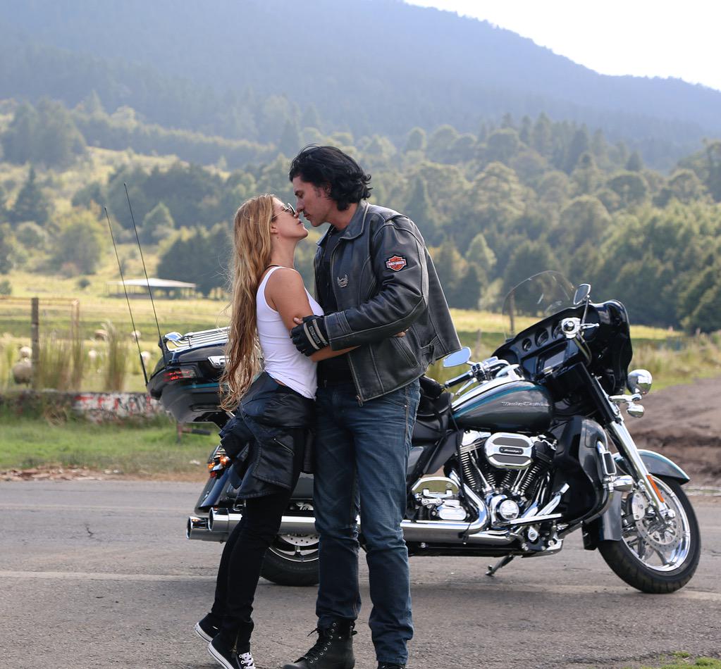 AyosMonica's tweet photo. Llego a él en puntitas de pie ❤️ #MundoHarley #Paisajes #Mexico #Kiss http://t.co/uSTavU9APb