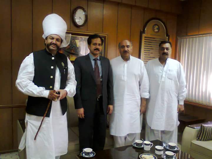 MSAAwanOfficial's tweet photo. Chairman #MUMCP CHIEF Of Awan  MALIK SAFDAR ALI AWAN with Chairman #FEDERAL Board DR.IKRAM A.MALIK and Malik MAHZAR http://t.co/bghyBqe1LW