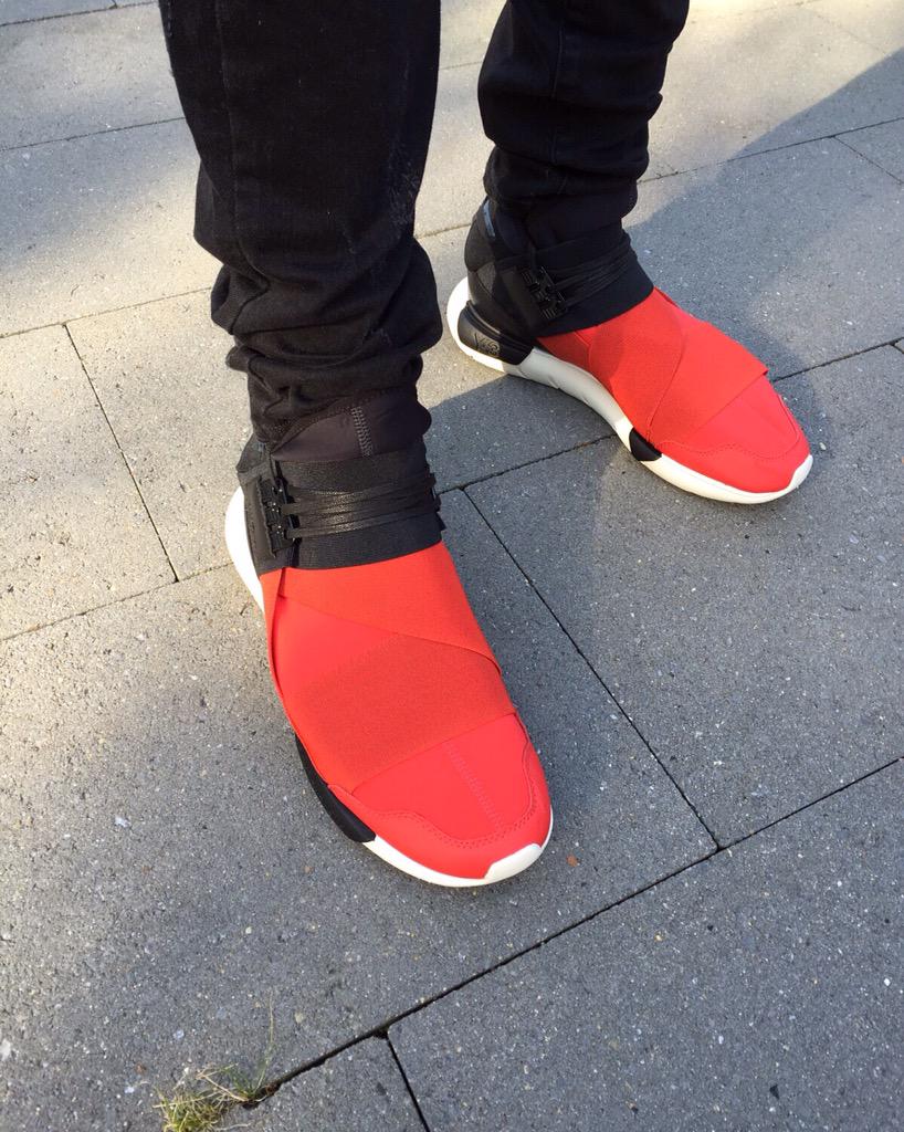 thomasgils23's tweet photo. Today's flow of @adidasY3 and all @representclo #machus #jacobjkeller #streetwear #sneakerfreak http://t.co/4rg6mbq90X