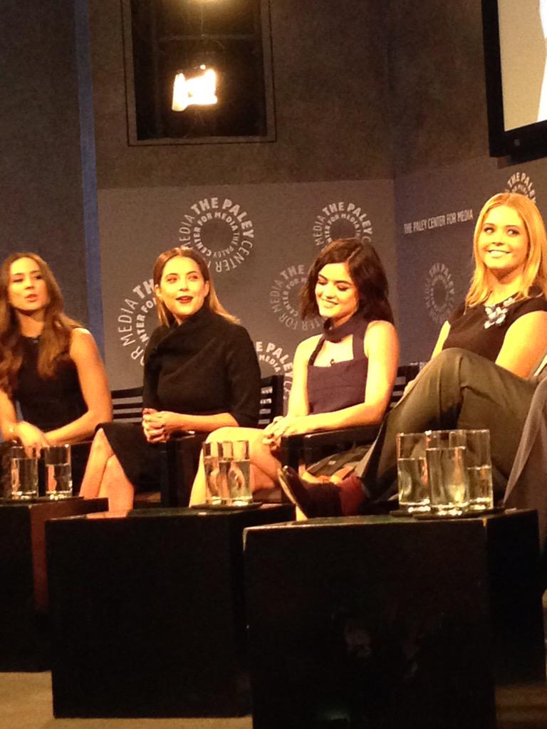 PLLonMax's tweet photo. Let's talk #5YearsForward fashion! #PLL #PLLatPaley #PaleyFest http://t.co/d2OcomPyzn