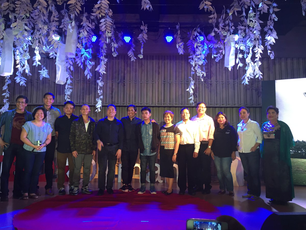 loren_legarda's tweet photo. With my fellow speakers at TEDxDiliman. Stories of hope. Ideas that inspire. #passion #culture #pathslesstravelled http://t.co/RBqisqlYV4
