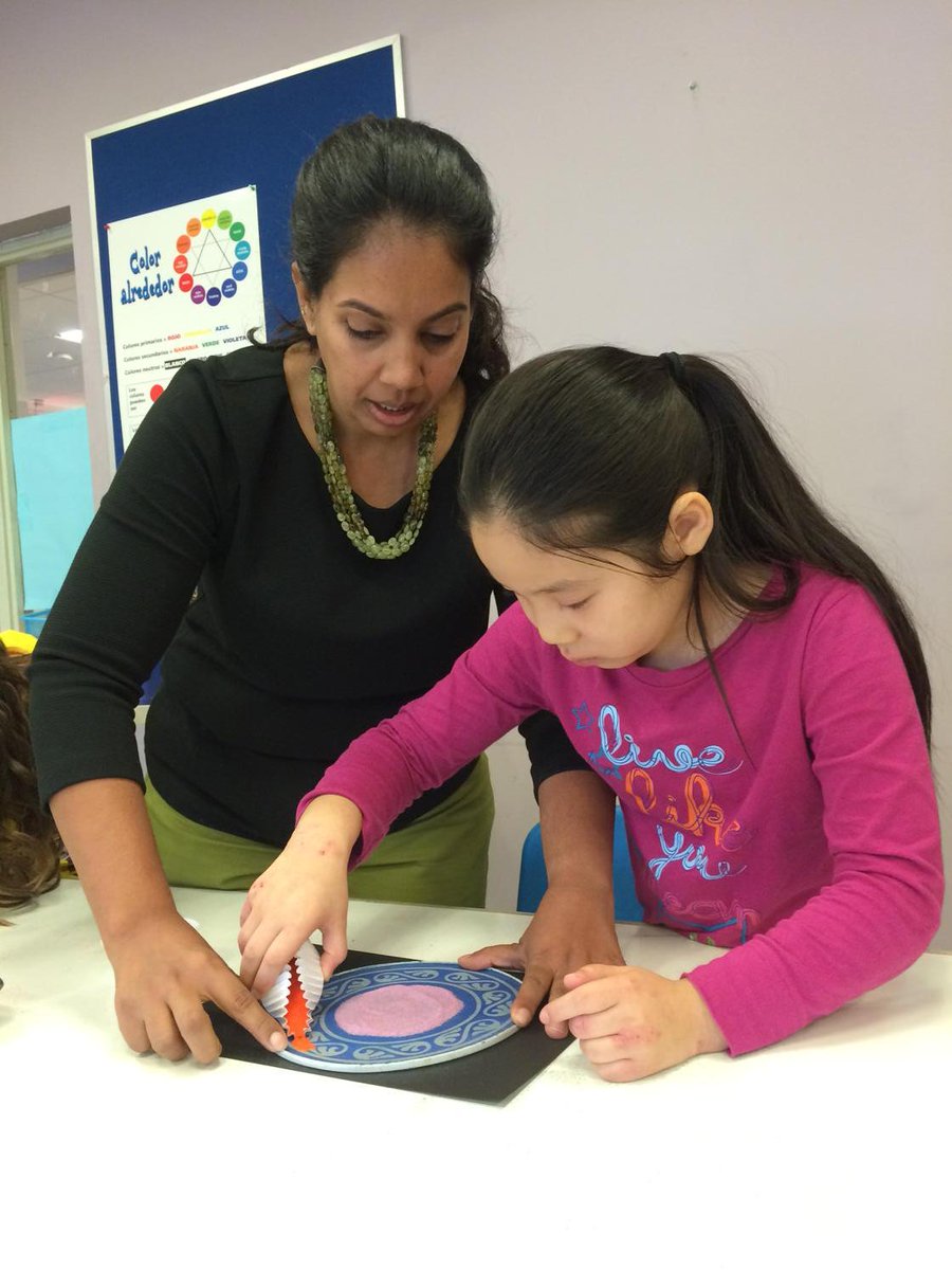 Grade 3 students connecting with parents to learn about Rangoli art and symmetry #learnisb