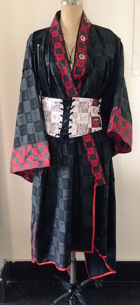 h.NAOTO ＿＿（アンダーバー） コラボ浴衣 h.NAOTO×＿(アンダーバー)コラボアイテム紹介。 和ゴス浴衣の袖は外せ