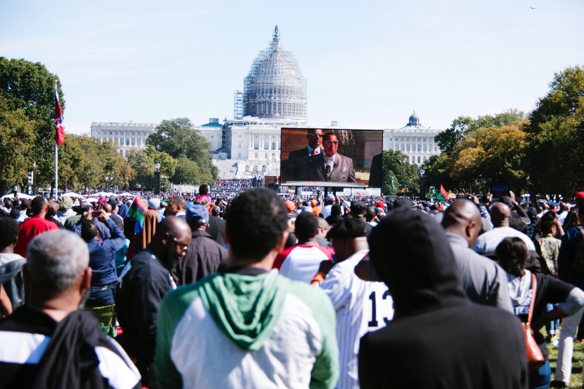 juliannetripp's tweet photo. "This is not a moment. This is a movement," @LouisFarrakhan Million Man March 20th Anniversary #JusticeOrElse http://t.co/bPC5eZYoSN