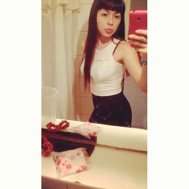 Gilatuvieja's tweet photo. Arreglándome ✌ #sesaaa http://t.co/WRUySfsbrS