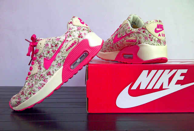 Nike Air Max 90 Women Flower Pink
Size:37-40
Harga:280rb

demenstore.com

CS
Pin:27649A49
SMS:081222548052