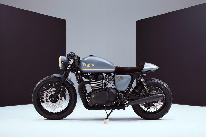 TriumphMotorIT's tweet photo. Cosa ne pensate di questa Bonneville customizzata da #BunkerCustom? #2ruote1passione #ForTheRide http://t.co/rF5h5ZzbCx