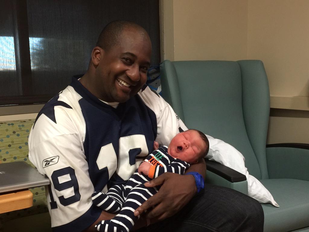 kelseykstarks's tweet photo. Look who came to visit baby John this weekend! Thanks for the shoutout.
We are watching! @WHAS11DRose
@WHAS11Hasch http://t.co/EmkbdnCama