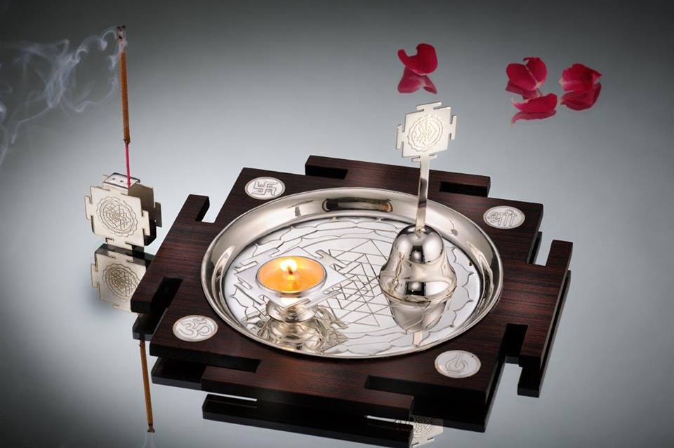 Episode_Home's tweet photo. The tradition of authenticity,variety in design &amp; utility make Episode’s fare a preferred one for Diwali &amp; festivals. http://t.co/469MMoFb7p