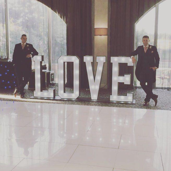 BoothTasticUK's tweet photo. The groom and best man with our love letters #boothtastic #partytime #photoboothhire #ligh… http://t.co/IqEwxNFrZL http://t.co/inPJGOWAcW